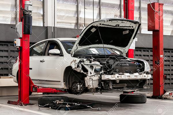 Car body on a shop lift being repaired