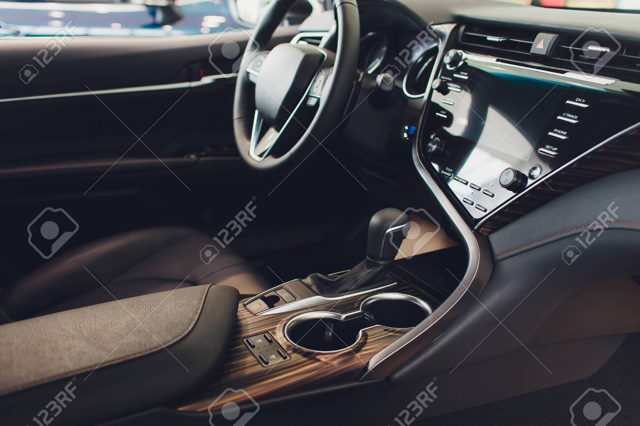 Vehicle light restoration using a buffer machine